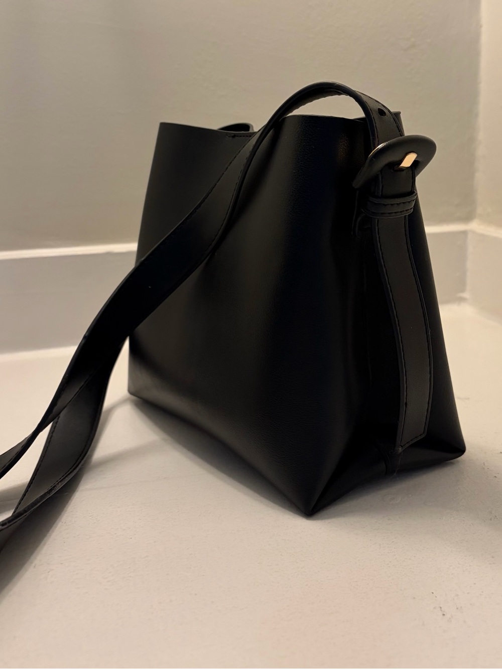 Anthropologie Minimalist Black Leather Crossbody Bag - Sleek Everyday Tote